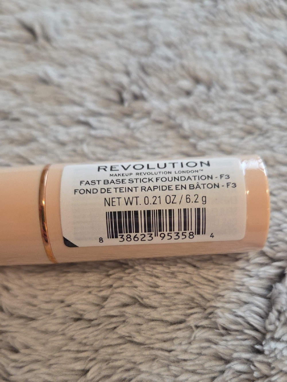 Revolution Foundation Stick - Picture 5 of 6